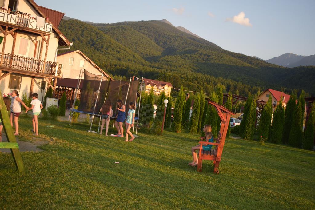 Pensiunea Mountain King Sîmbăta de Sus Exterior foto